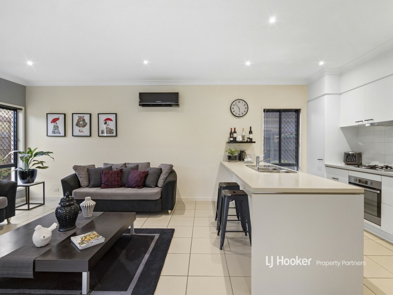 15 Aldea Place, Stretton QLD 4116