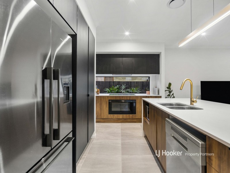 73 Longden Street, Coopers Plains QLD 4108