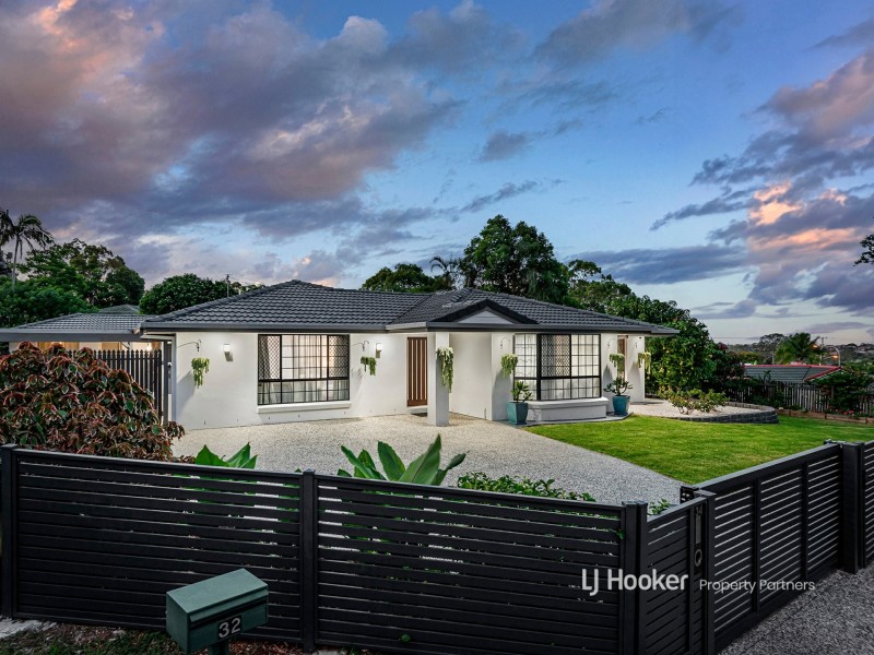 34 St Clair Crescent, Wishart QLD 4122