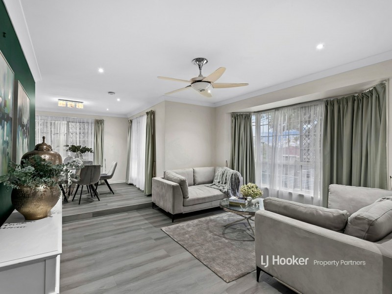 34 St Clair Crescent, Wishart QLD 4122