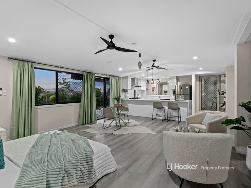 34 St Clair Crescent, Wishart QLD 4122