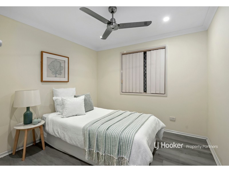 34 St Clair Crescent, Wishart QLD 4122