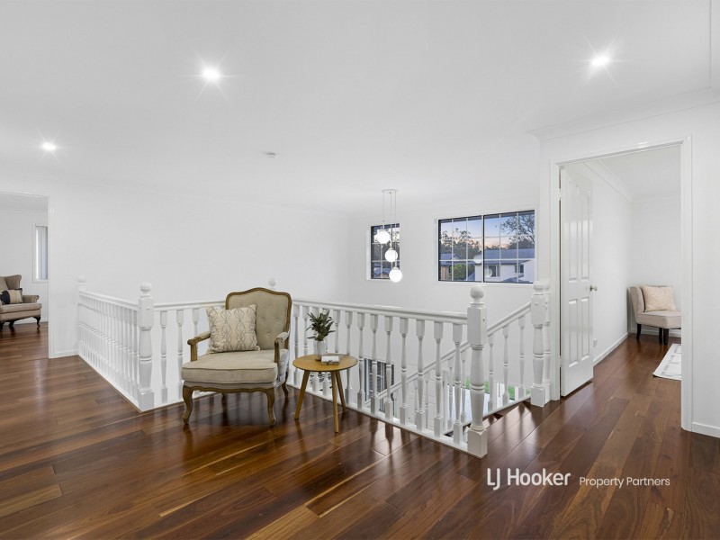 11 Poinciana Crescent, Stretton QLD 4116