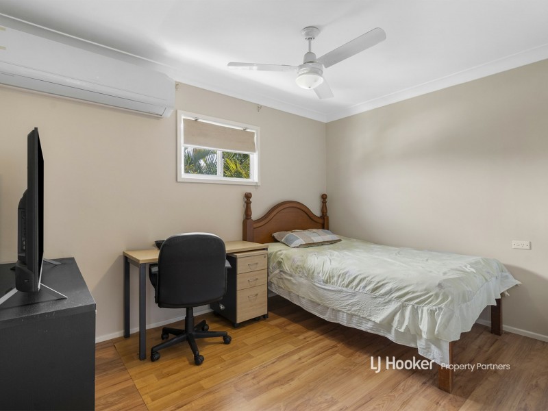 35 Enford Street, Hillcrest QLD 4118