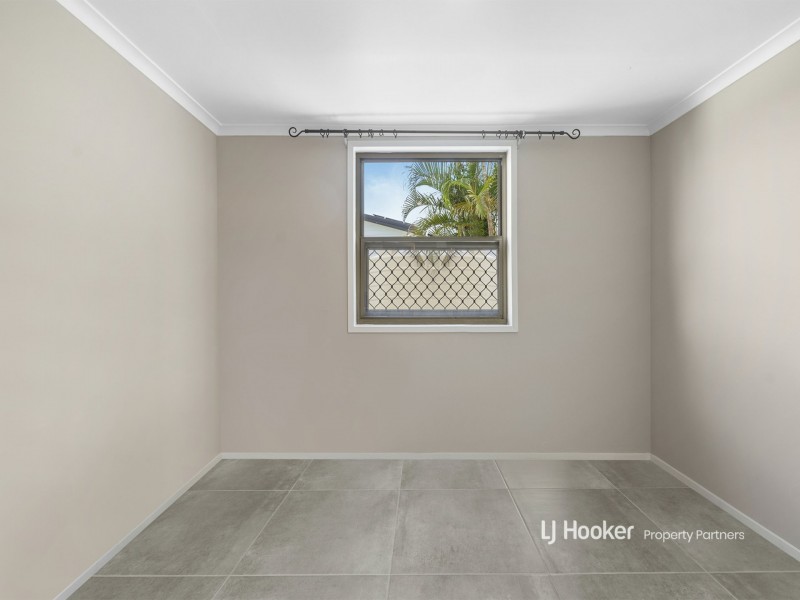 35 Enford Street, Hillcrest QLD 4118