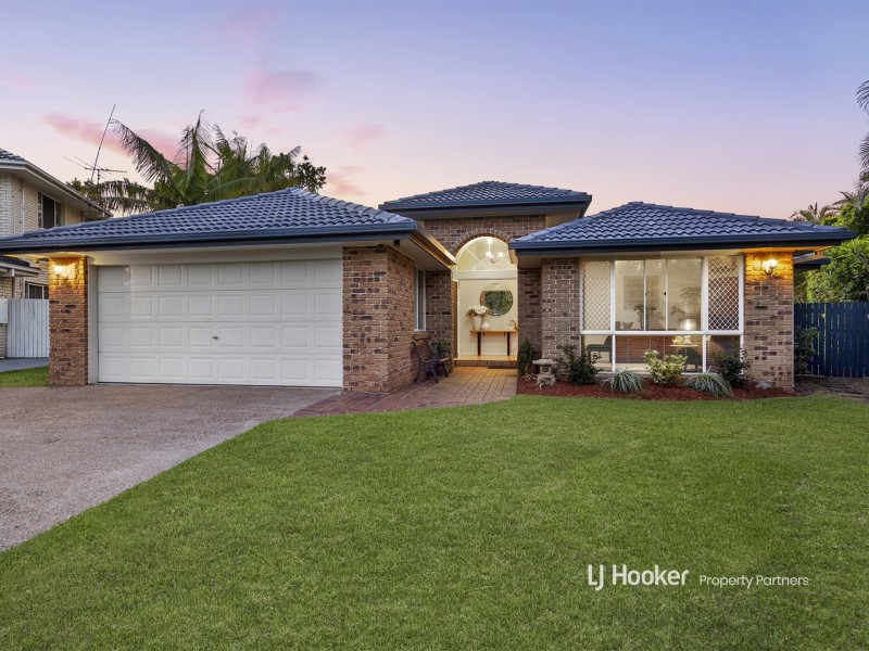 15 St John Close, Parkinson QLD 4115