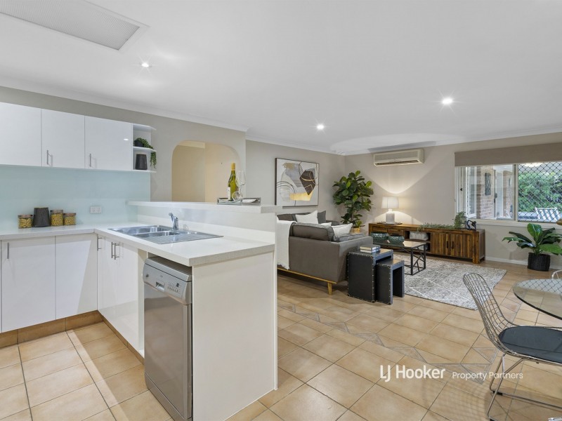 15 St John Close, Parkinson QLD 4115