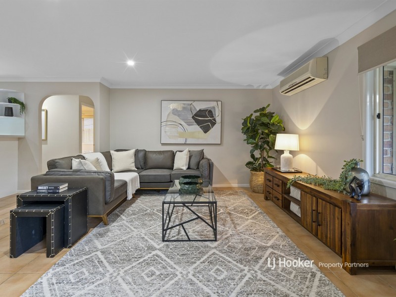 15 St John Close, Parkinson QLD 4115