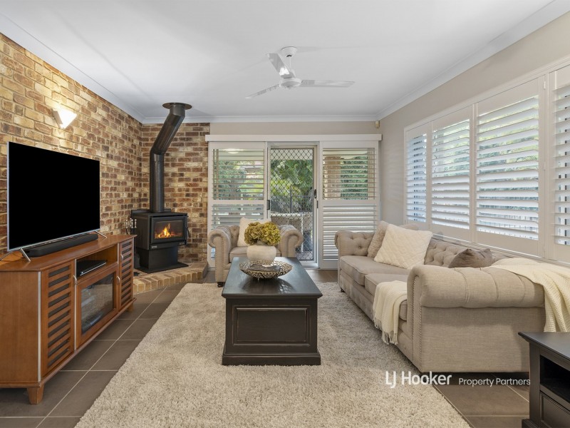 15 St John Close, Parkinson QLD 4115