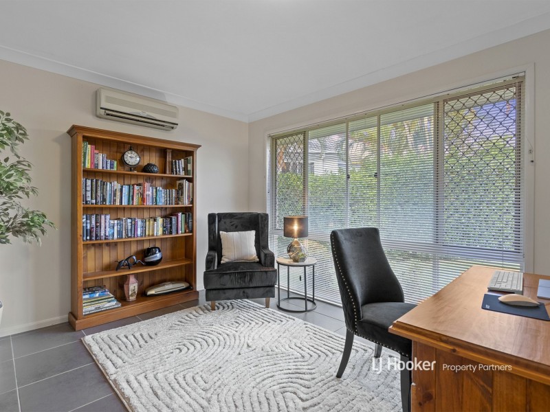 15 St John Close, Parkinson QLD 4115