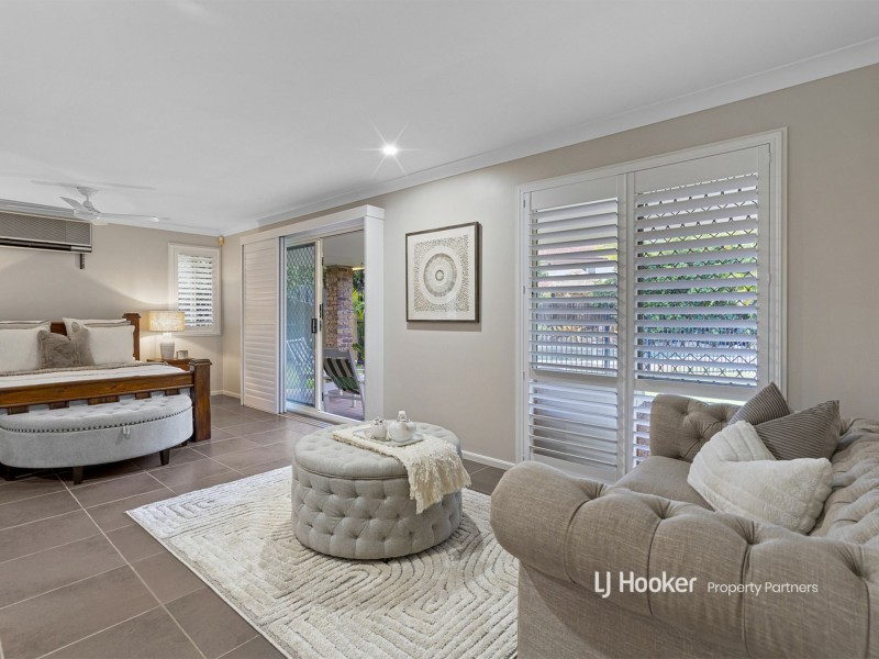 15 St John Close, Parkinson QLD 4115