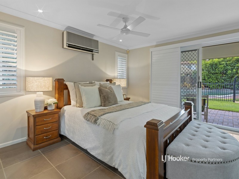 15 St John Close, Parkinson QLD 4115