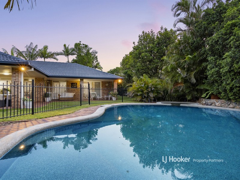 15 St John Close, Parkinson QLD 4115