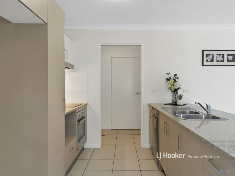 17/2 Diamantina Street, Calamvale QLD 4116