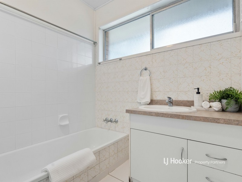 161 Fegen Drive, Moorooka QLD 4105