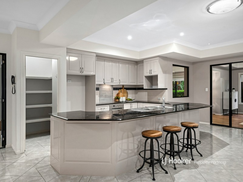 11-13 Sunnybrae Street, Sunnybank QLD 4109