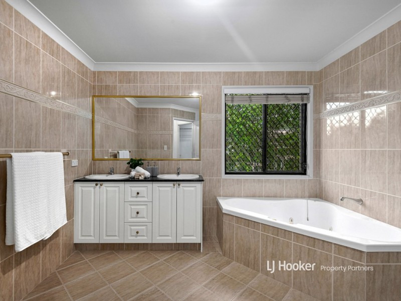 11-13 Sunnybrae Street, Sunnybank QLD 4109