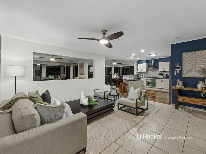 25 Berkshire Crescent, Wishart QLD 4122