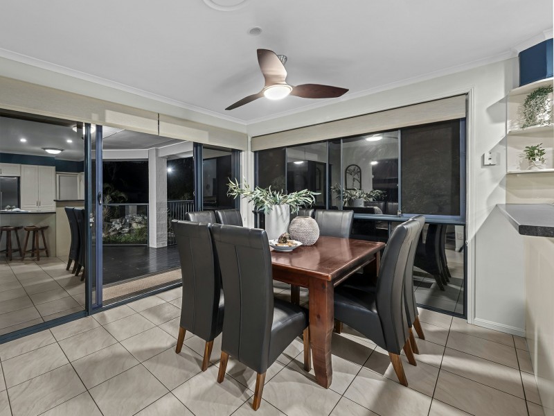 25 Berkshire Crescent, Wishart QLD 4122