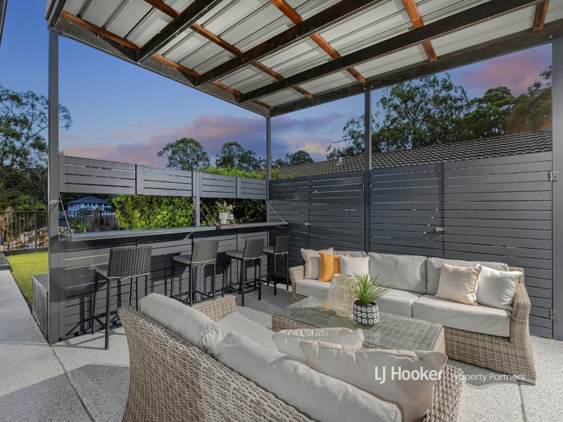 25 Berkshire Crescent, Wishart QLD 4122