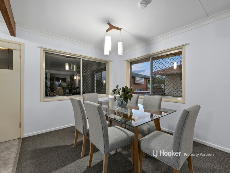 49 Chauvin Street, Robertson QLD 4109