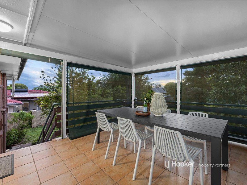 49 Chauvin Street, Robertson QLD 4109