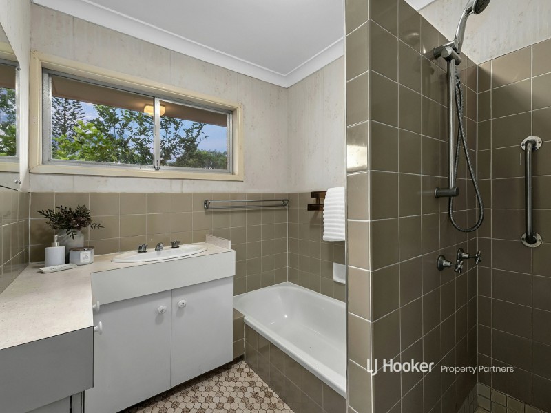 49 Chauvin Street, Robertson QLD 4109