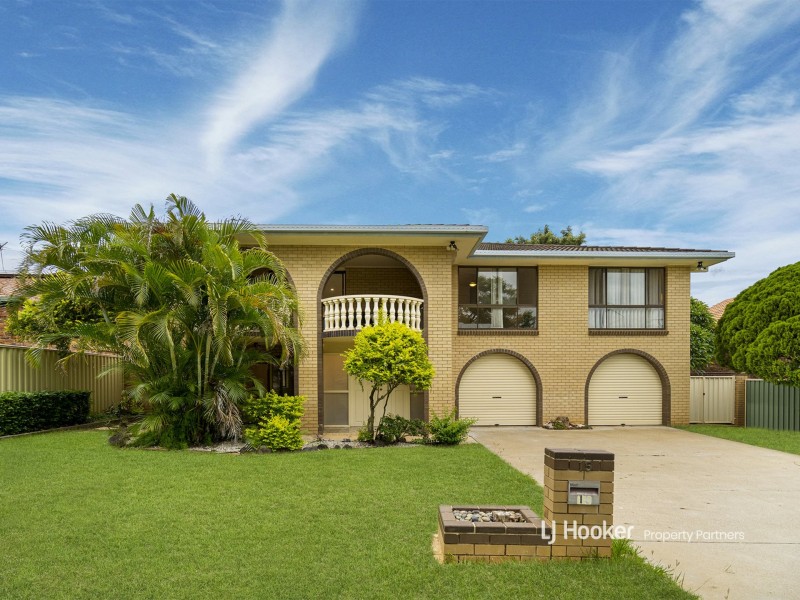 15 Oakleaf Street, Eight Mile Plains QLD 4113