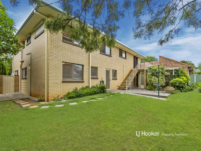 15 Oakleaf Street, Eight Mile Plains QLD 4113