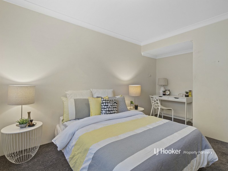 15 Oakleaf Street, Eight Mile Plains QLD 4113