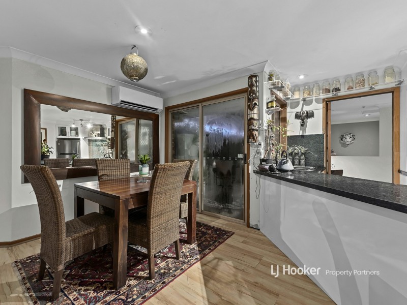 24 Clarendon Circuit, Forest Lake QLD 4078