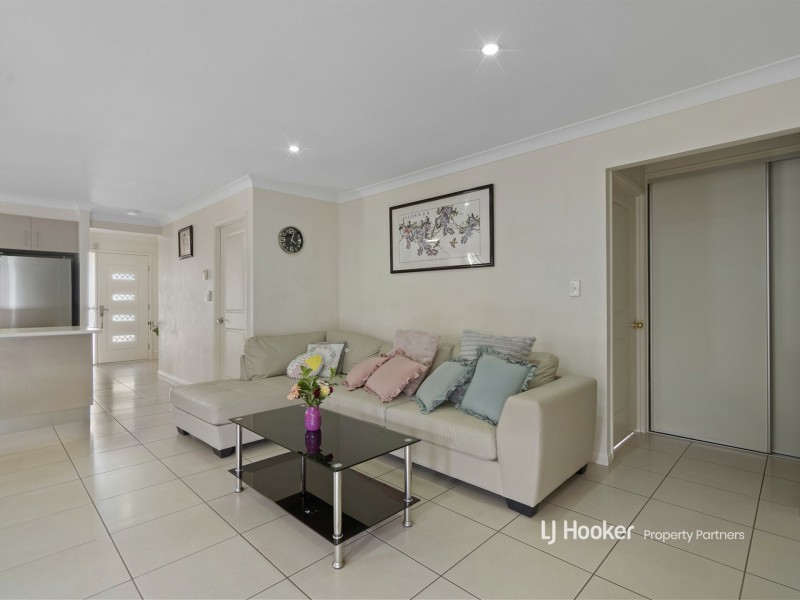 11 Emerson Close, Durack QLD 4077