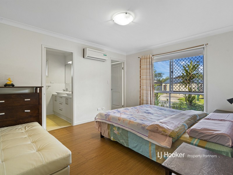 11 Emerson Close, Durack QLD 4077