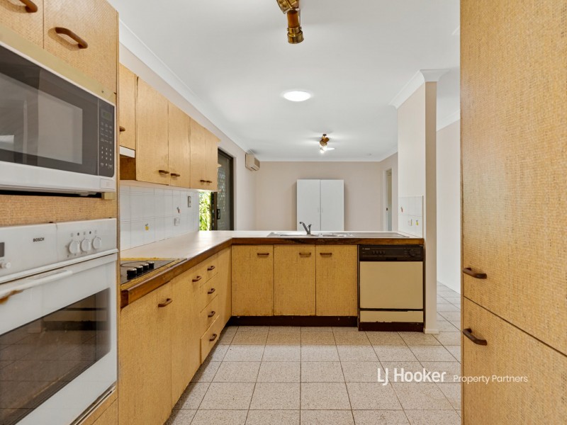 8 Nursery Avenue, Runcorn QLD 4113