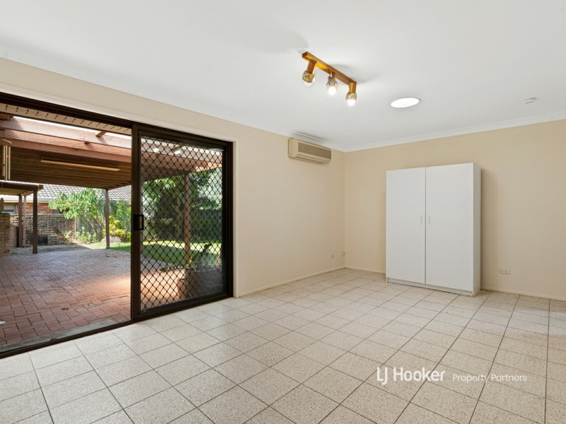 8 Nursery Avenue, Runcorn QLD 4113