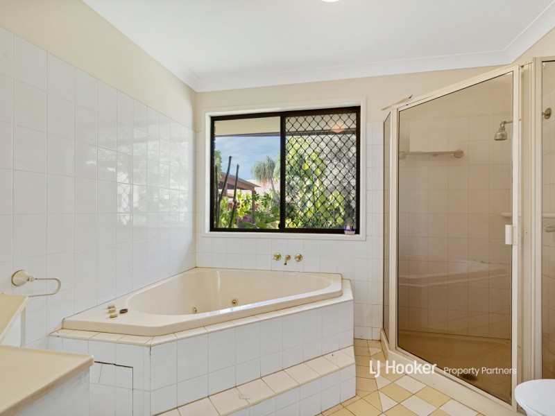 8 Nursery Avenue, Runcorn QLD 4113