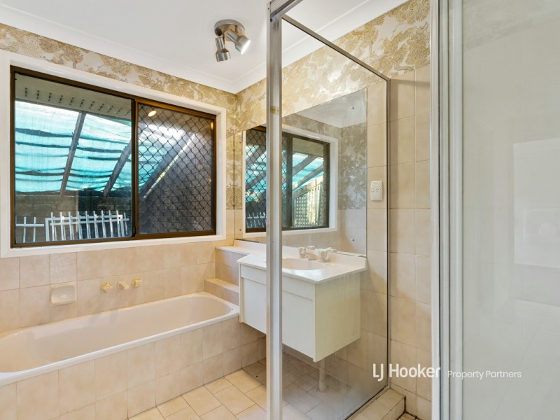 8 Nursery Avenue, Runcorn QLD 4113