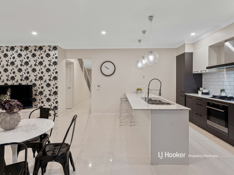 6 Aldea Place, Stretton QLD 4116