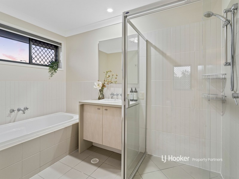 6 Aldea Place, Stretton QLD 4116