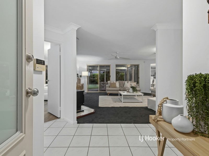 3 Elderslie Place, Forest Lake QLD 4078