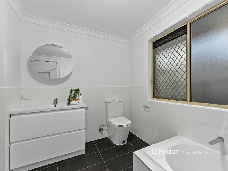 3 Elderslie Place, Forest Lake QLD 4078