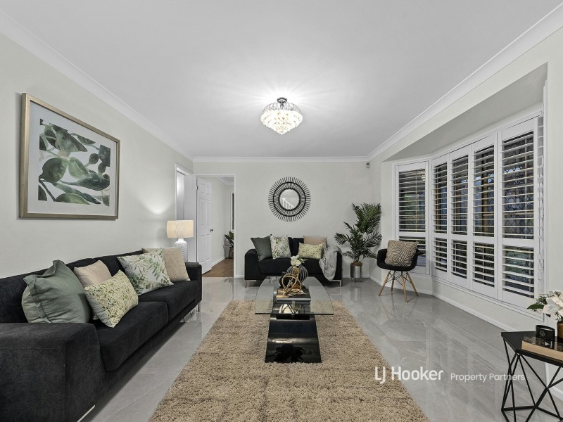 12 McKinley Court, Stretton QLD 4116