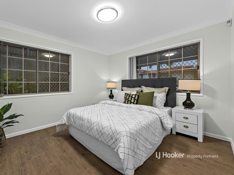 12 McKinley Court, Stretton QLD 4116