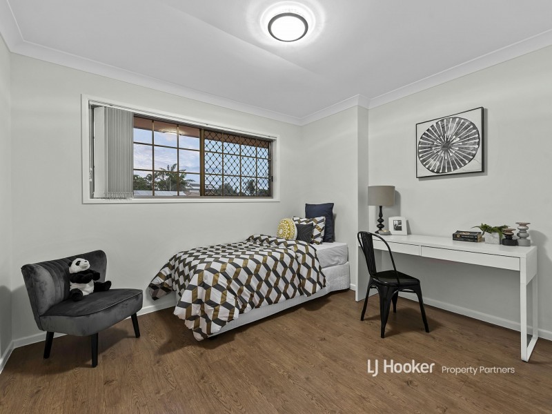 12 McKinley Court, Stretton QLD 4116