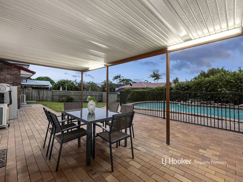 12 McKinley Court, Stretton QLD 4116