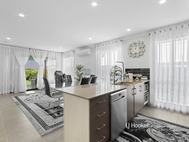 22 Maranoa Street, Logan Reserve QLD 4133