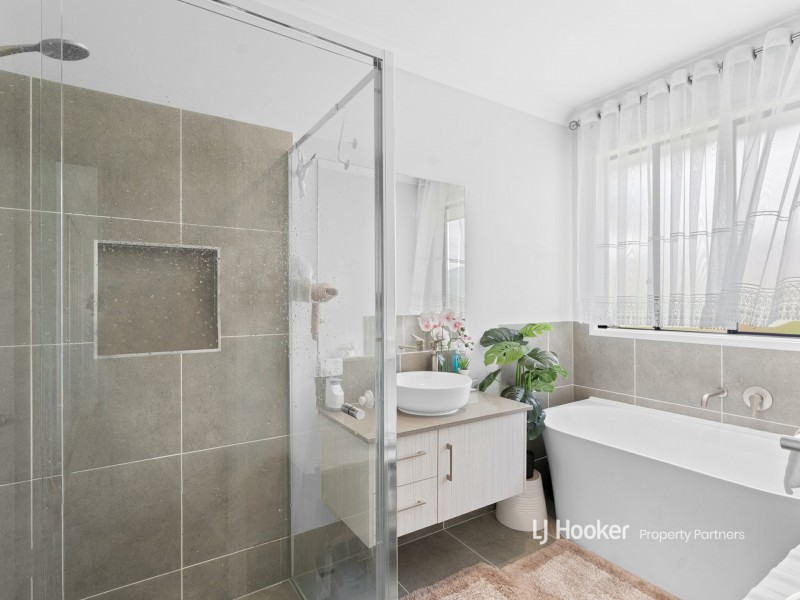 22 Maranoa Street, Logan Reserve QLD 4133