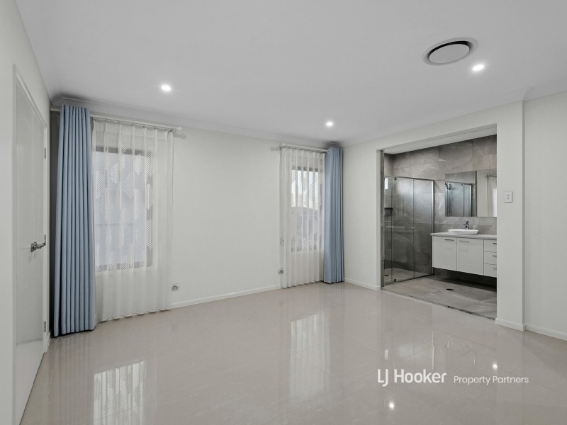 13 Grand Street, Rochedale QLD 4123
