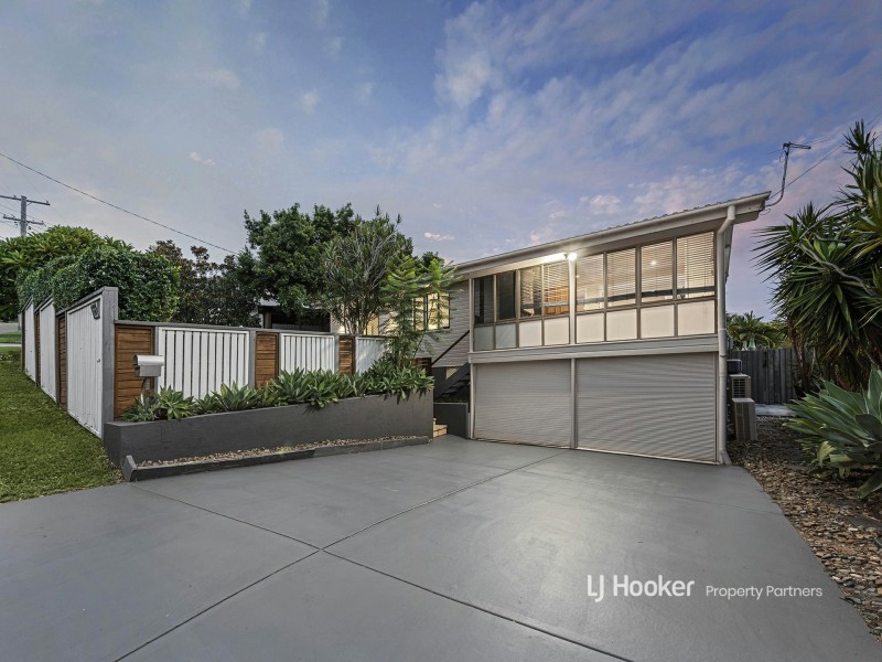 26 Pareena Crescent, Mansfield QLD 4122