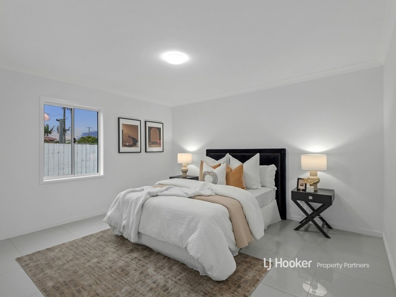 54 Chauvin Street, Robertson QLD 4109